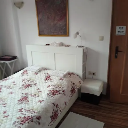 Pensiune Alba *